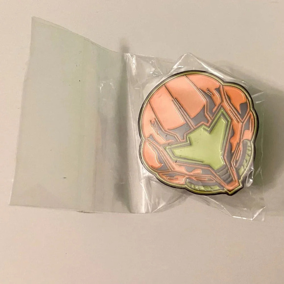 Lot of 7 Enamel Metal Pin Double Rubber Backing Transformer  Dragon Ball Z - Picture 5 of 16